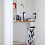 Tres Bel Lumineux Et Au Calme - 2 Personnes Apartment